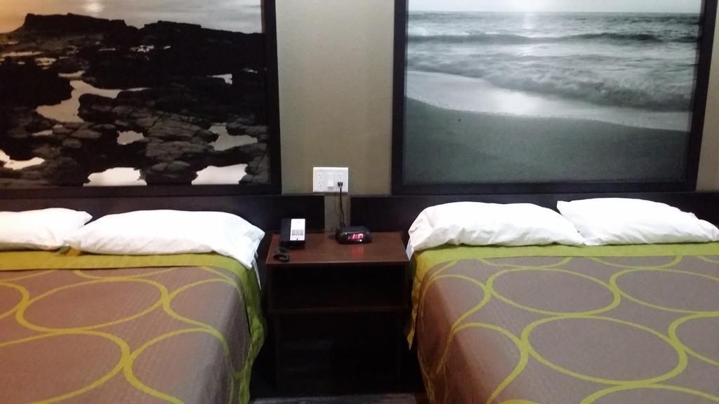 Super 8 By Wyndham San Diego/Imperial Beach מראה חיצוני תמונה