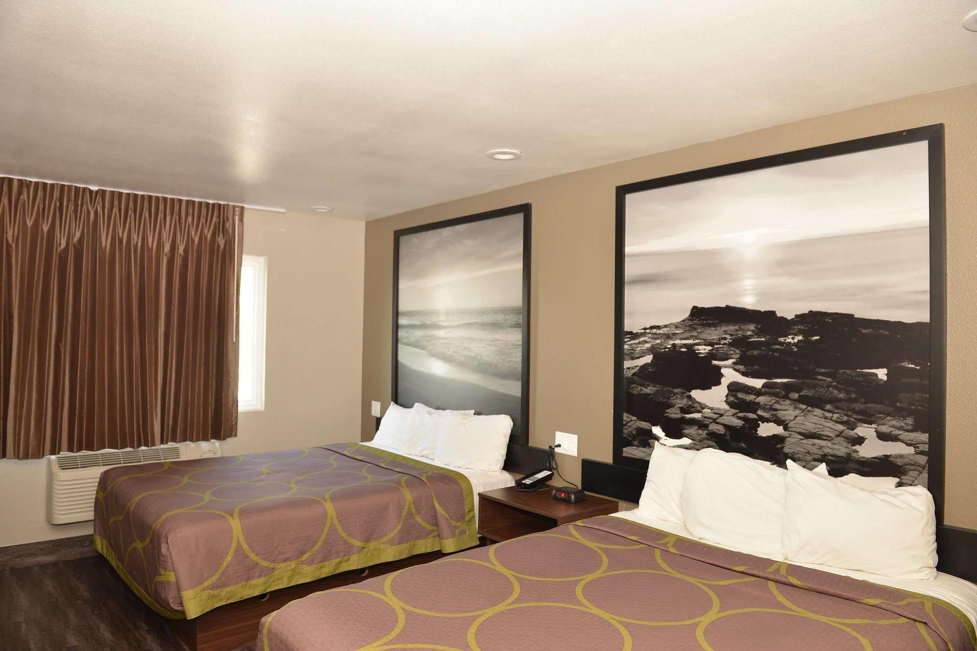 Super 8 By Wyndham San Diego/Imperial Beach מראה חיצוני תמונה