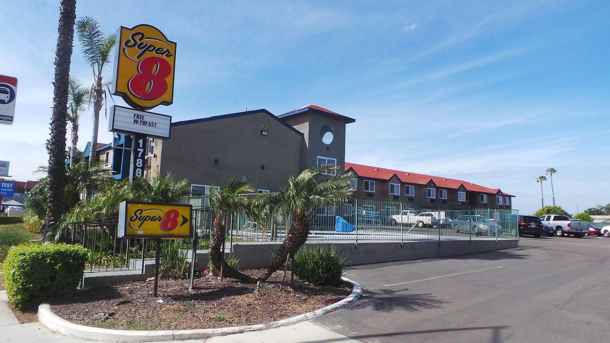 Super 8 By Wyndham San Diego/Imperial Beach מראה חיצוני תמונה